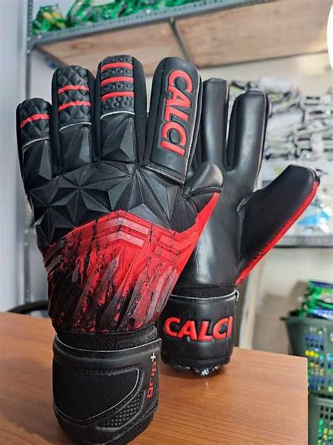 sarung tangan kiper calci terbaru